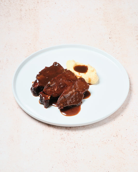 CARRILLERAS DE TERNERA CON PARMENTIER DE PATATA