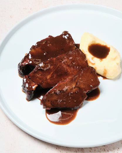 CARRILLERAS DE TERNERA CON PARMENTIER DE PATATA